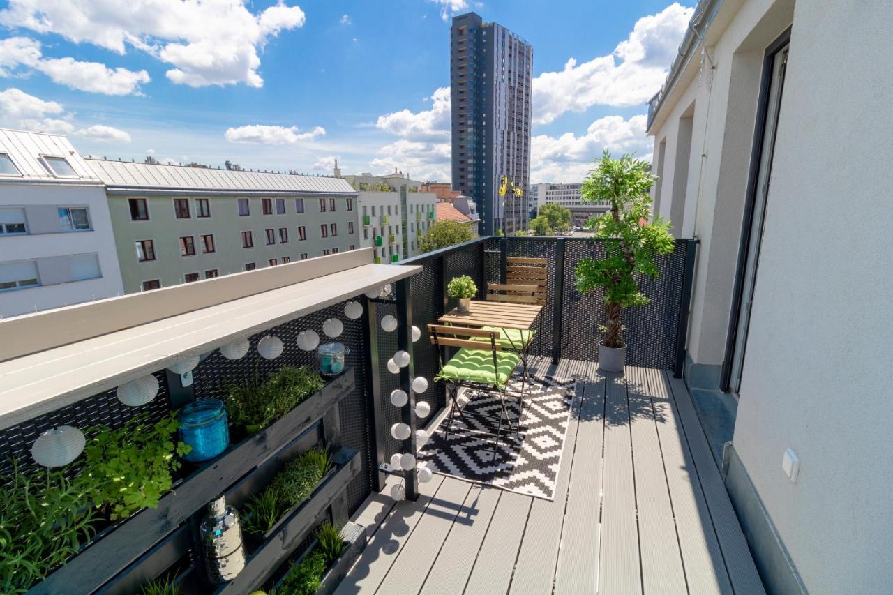 Boutique Sky City Apt. With Balcony / Top Spot Vienna Exterior photo