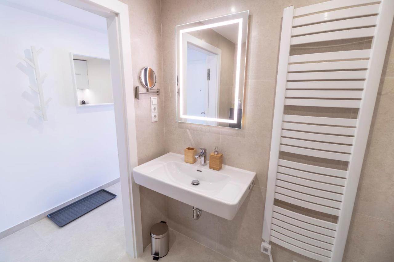 Boutique Sky City Apt. With Balcony / Top Spot Vienna Exterior photo